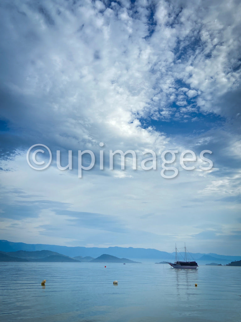 Stillness on the Horizon